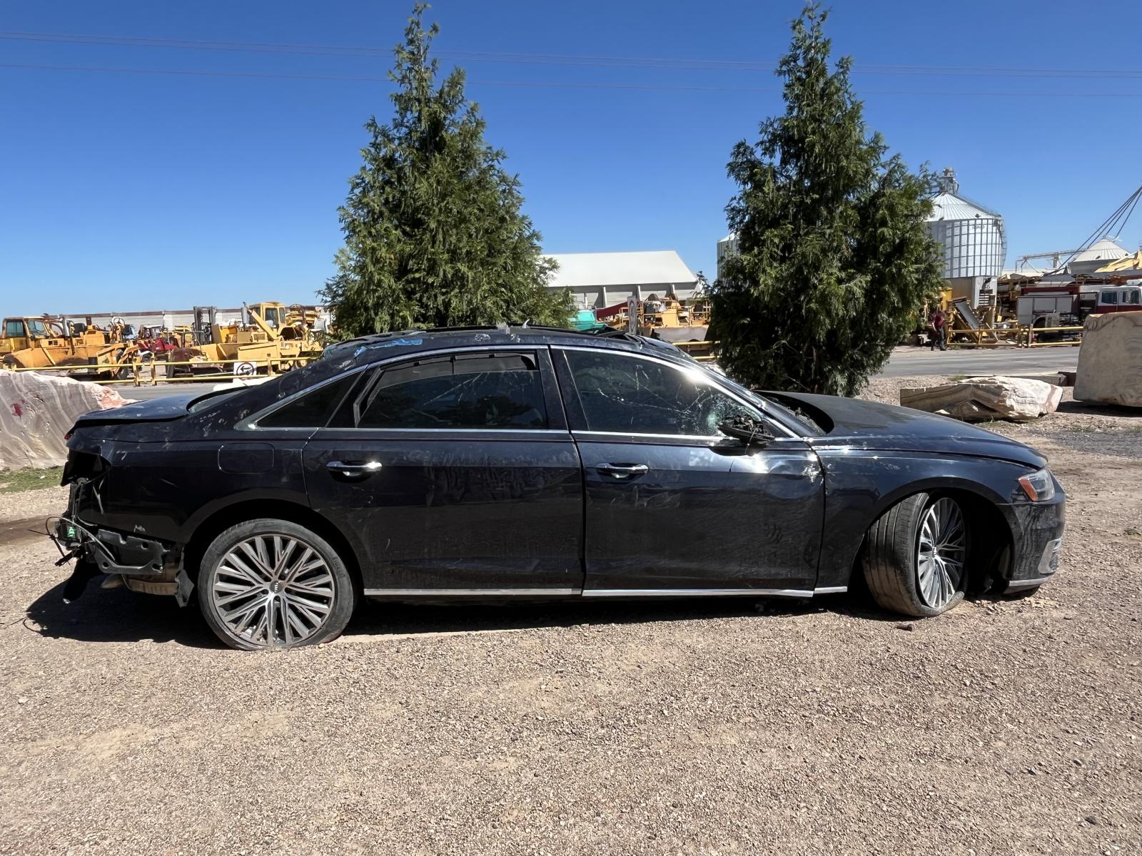 ./imagenes/INVOICE/2019/17860/AUDI A8 L (5).JPG